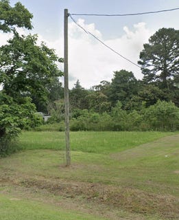 /international/us/2202-e-avenue-b-hooks-tx-110107884080/