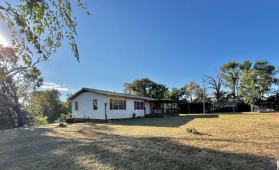 /international/us/227-county-road-2997-hughes-springs-tx-110094670237/