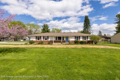 /international/us/15089-pinehurst-drive-lansing-mi-110107730364/