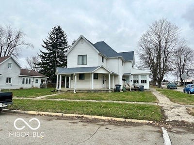 /international/us/602-w-10th-street-rushville-in-110107434976/