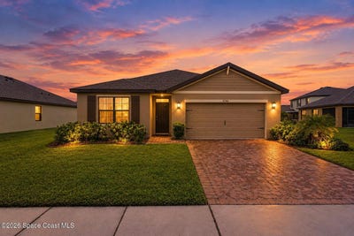 /international/us/6784-topaz-drive-grant-valkaria-fl-110120516421/