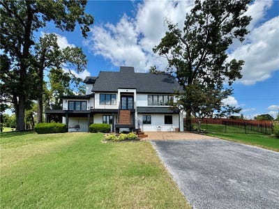 /international/us/624-horsebarn-road-rogers-ar-110108150785/