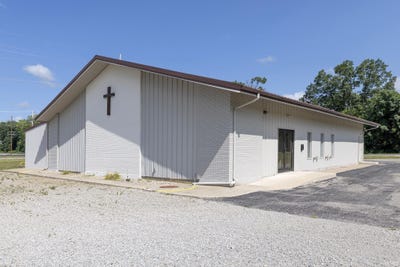 /international/us/11020-county-road-4-middlebury-in-110109506951/