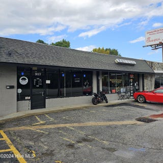/international/us/917-n-marine-boulevard-jacksonville-nc-110103293266/