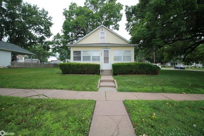 /international/us/322-n-12th-street-clarinda-ia-110100314816/