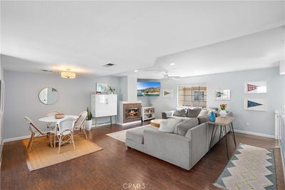 /international/us/7659-yorktown-avenue-huntington-beach-ca-110099297536/