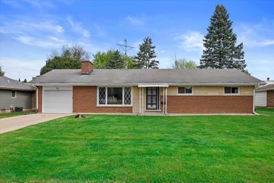 /international/us/211-prairie-avenue-lake-mills-wi-110107819406/