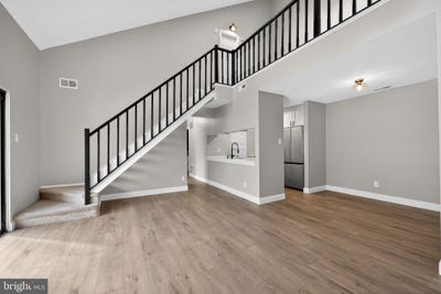/international/us/306-the-woods-cherry-hill-nj-110105423364/