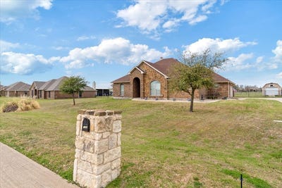 /international/us/5366-tree-grace-lane-kaufman-tx-110106206763/