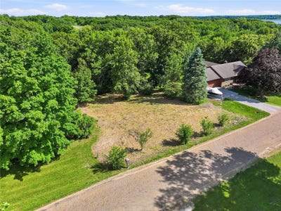 /international/us/dutchman-s-landing-lot-119-pella-ia-110108998404/