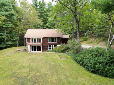 /international/us/212-colburn-road-temple-nh-110119890633/