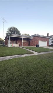 /international/us/306-long-street-mendon-mo-110120465040/