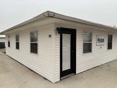/international/us/311-w-first-st-wall-lake-ia-110106184482/
