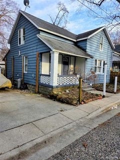 /international/us/52-batavia-place-ne-grand-rapids-mi-110107889610/