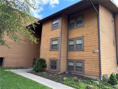 /international/us/466-idlewood-boulevard-baldwinsville-ny-110108884911/