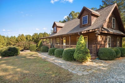 /international/us/105-palisade-drive-mill-spring-nc-110088001834/