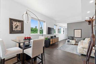 /international/us/800-avenue-at-port-imperial-weehawken-nj-110108294064/