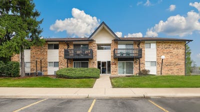 /international/us/5a-kingery-quarter-willowbrook-il-110120575807/