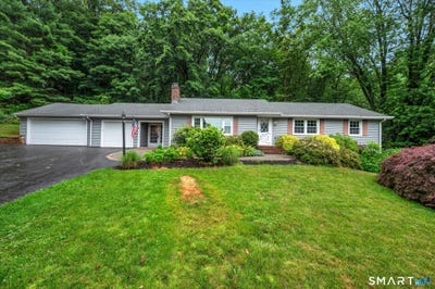 /international/us/21-lost-brook-lane-wallingford-ct-110109001449/