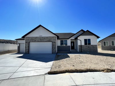 /international/us/diamond-ridge-drive-lot-b13-spring-creek-nv-110106474676/