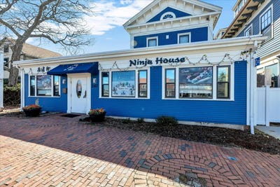 /international/us/247-main-street-hyannis-ma-110107536864/