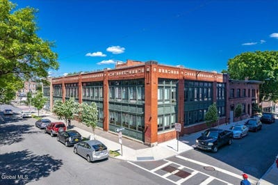 /international/us/260-washington-avenue-albany-ny-110108666534/