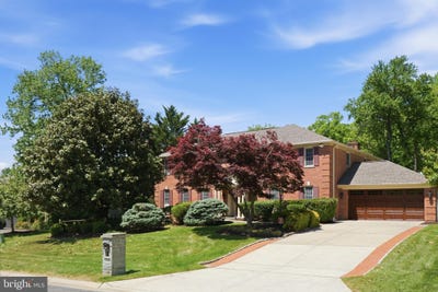 /international/us/9904-hall-road-potomac-md-110107897115/