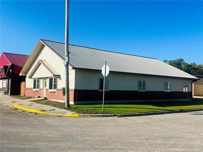 /international/us/101-n-main-street-chokio-mn-110108444762/