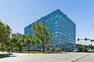 /international/us/333-w-meyer-boulevard-kansas-city-mo-110109036118/