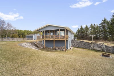 /international/us/n2358-state-highway-28-adell-wi-110107207898/