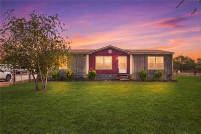 /international/us/480-county-rd-222-orange-grove-tx-110110364656/