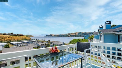 /international/us/311-stinson-st-vallejo-ca-110110336565/
