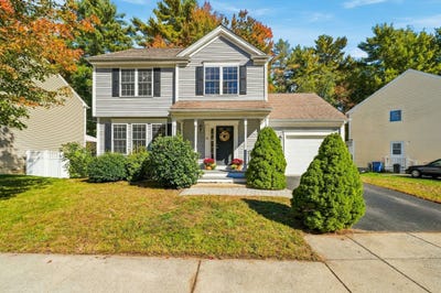 /international/us/28-erin-ct-new-bedford-ma-110120654884/