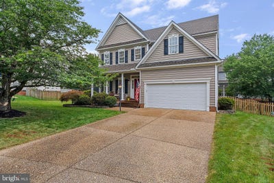 /international/us/9032-fascine-court-mechanicsville-va-110100509676/