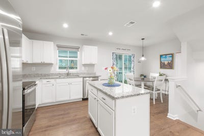/international/us/2590-laurel-park-drive-culpeper-va-110110344182/