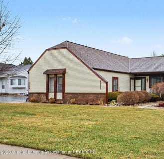 /international/us/1111-sunview-drive-st-johns-mi-110106466882/