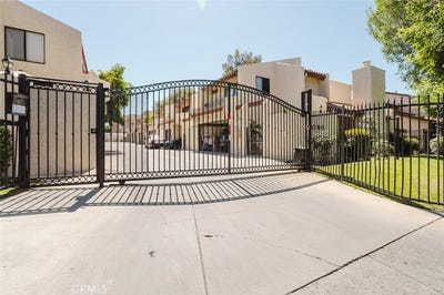 /international/us/8740-willis-avenue-panorama-city-ca-110108169937/