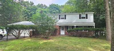 /international/us/3-southwood-drive-clifton-park-ny-110101053494/