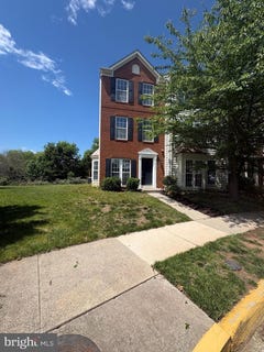 /international/us/20937-colecroft-square-ashburn-va-110107878526/