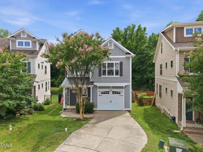 /international/us/208-log-pond-court-apex-nc-110107722091/