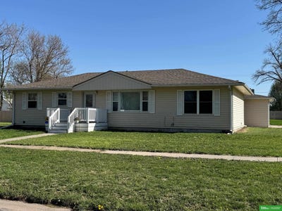 /international/us/1021-p-street-tekamah-ne-110106209649/