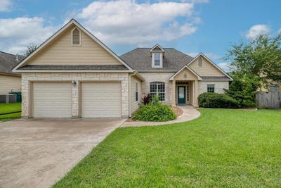 /international/us/365-rose-mayer-loop-la-grange-tx-110100769331/
