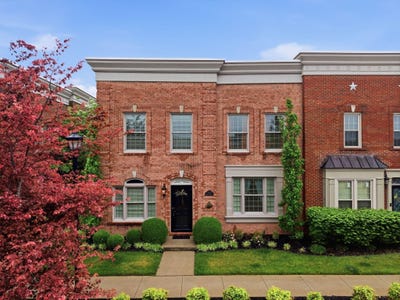 /international/us/933-star-shoot-parkway-lexington-ky-110107695970/