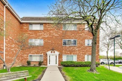 /international/us/6882-w-touhy-avenue-niles-il-110107480070/