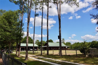 /international/us/7191-ne-150th-avenue-williston-fl-110108412661/