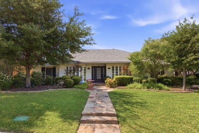 /international/us/209-fall-creek-drive-richardson-tx-110108153686/