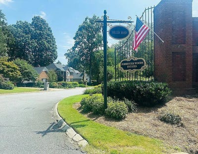 /international/us/109-nightingale-lane-outside-area-outside-ca-sc-110099444852/