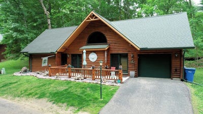 /international/us/55-bowman-road-wisconsin-dells-wi-110100211670/