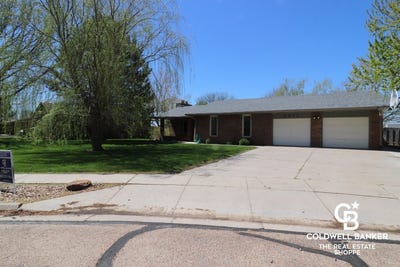 /international/us/2711-n-koster-street-garden-city-ks-110094040494/