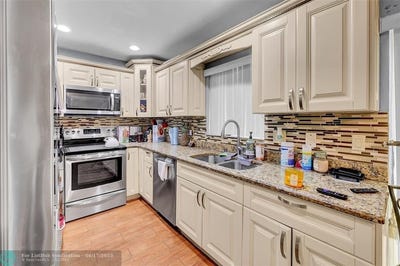 /international/us/2333-sw-87-miramar-fl-110098548351/